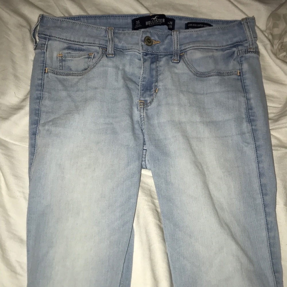 Hollister jeans